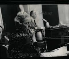 1975 Press Photo Marge Wild Chicago Board Education