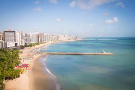 Previsão do Tempo para Fortaleza: Máximas de 27°C com Chuva