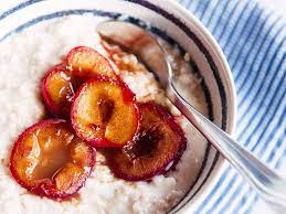 Do avoid contact with someone with a strep throat. 10 Foods To Eat When You Have A Sore Throat