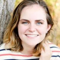 Sarah Hartman's Instagram, Twitter & Facebook