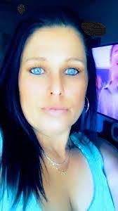 Tammy Offutt's Instagram, Twitter & Facebook