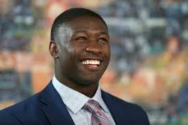 12 key questions as Roquan Smith's contract holdout drags