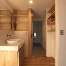 お風呂まで一直線の使い勝手の良い家事動線 bathroom bathtub