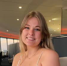 Independent support worker in Kew