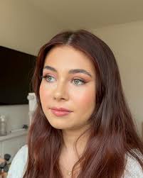 real life ariel 🐬🦋🧜🏻‍♀️🩵 dark pinks and rose tones for one of my  favourite faces @ellise.hill . . . . . . . . . . . . . . #makeupartist  #makeup #makeupforgreeneyes #aritstry #adelaide #adelaidemakeupartist  #rosegoldmakeup #formalmakeup