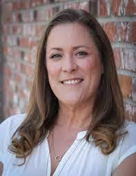 Krista Beaver's Instagram, Twitter & Facebook