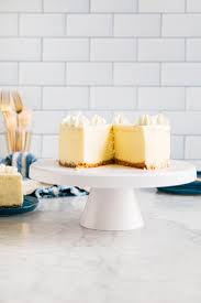6 inch cakes are very popular and yet most traditional cake recipes don't accommodate the smaller size. 6 Inch Cheesecake Recipe Hummingbird High