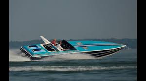 In der unterwelt miamis werden mit drogen und waffen tagtäglich millionen von dollar verdient. Driving The Original Miami Vice Boat Pt4 Youtube