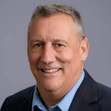 Glenn Cad's Instagram, Twitter & Facebook