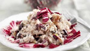 A great traditional risotto recipe from the veneto region, a 'must' to enjoy from december to april when all the varieties of radicchio come in to. Risotto Cremoso Al Radicchio E Taleggio Delicato E Saporito