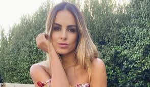 La modelo maura rivera, esposa del ex futbolista mark gonzález, se descargó en redes sociales por la agresión que sufrieron este lunes en un cerro de lo barnechea y confirmó que el retirado jugador. Maura Rivera El Tierno Mensaje De Cumpleanos A Su Pequena Hija Luciana