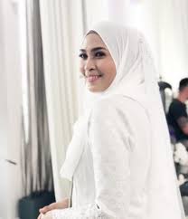 Siti nordiana dan alif satar. Bahagiakah Kami Nanti Isu Gambar Kahwin Dengan Alif Satar Di Ig Ini Komen Siti Nordiana Merpati Puteh