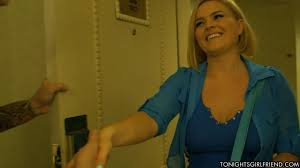 Curvy escort Krissy Lynn gets paid for an assfuck Porn Pictures, XXX  Photos, Sex Images 2794873 - PICTOA