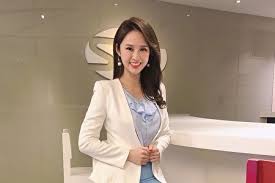 張齡予卸主播身分？突告別：最後一天 三立新聞網 更新於 2020年06月24日03:45 • 發布於 2020年06月24日03:44 娛樂中心／劉建偉報導. é¦–æ‹…çº²å¹¿å'Šå¥³ä¸»è§'å°å¥³ä¸»æ'­é•œå¤´èƒŒåŽå–Šå´©æºƒ æ–°é—»ä¸»æ'­ å¼ é¾„äºˆ æ¡ƒå›­æœºåœº å¤§çºªå…ƒ