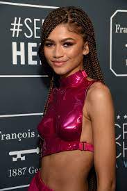 Zendaya is breathtaking in Tom Ford bustier at Critics' Choice Awards