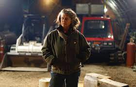 INTERVIEW: Sue Aikens on the charms and dangers of living 'Life Below Zero'  - Hollywood Soapbox