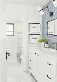 64 Simple Guest Bathroom Makeover Ideas On A Budget Bathroom Interior Design Bathrooms Remodel Budget Bathroom Remodel