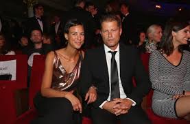 Jun 16, 2021 · til schweiger erntet einen shitstorm nach einem foto, das ihn und einen umstrittenen mann zeigt, der als journalist arbeitet. Neben Den Fantas Und Mads Mikkelsen Wurde Auch Til Schweiger Am Donnerstagabend In Berlin Mit Einem Gq Award Geehrt Er Nahm Die Verleihung Zum Anlass Sich Erstmals In Der Offenlichkeit Mit Seiner
