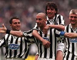 Explore gianluca vialli's biography, personal life, family and real age. Dan Davison Author At These Football Times