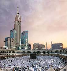 The clock tower contains the clock tower museum that occupies the top four floors of the tower.5. Makkah Royal Clock Tower Skyscrapers