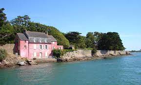 Nearby places with same prayer times. Spotlight On Morbihan Brittany
