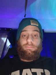 Hoping everyone has a good week. Was hoping to find someone to talk to 😁  If you're just going to bully me, maybe go project that energy into  something useful