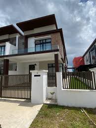 Den varmeste måneden er typisk april, med gjennomsnittstemperatur på 32,5°c/90,5°f. Bandar Cemerlang Ulu Tiram 2 Sty Cluster House Fully Renovated Fully Furnish Property For Sale On Carousell