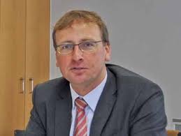 Lasst uns den wechsel zu open Access jetzt herbeiführen. Alle miteinander.“