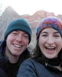 b9c8a4e84a30c7423dda52c446ad563f563eda1f23875d803d57123ee85c9127