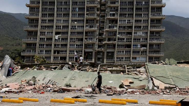 Venezuela Earthquakes: Death Toll Rises to 589, Nearly 3,000 Injured