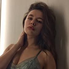 Из многодетной семьи, бросила учебу в школе: Instasamka Darya Zoteeva Biografiya Pesni Instagram