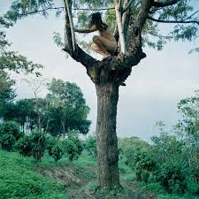 Nude Photography in Wild Landscapes – Fubiz Media