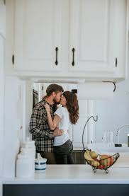 Pin By Diana Omelchenko On Photos Couples Couples Lifestyle Wedding Engagement Photos