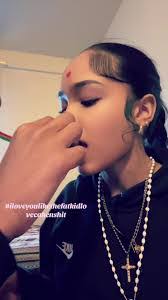 Emma Garvey's Instagram, Twitter & Facebook