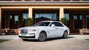 Making its debut in 2020, the new ghost is a motor car for those who recognise beauty in restraint. Bmw Tochter So Schlagt Sich Der Rolls Royce Ghost Im Test