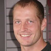 Mark Frank: Früher Speerwerfer