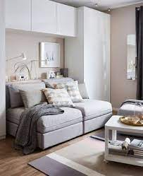 I divani attualmente famosi sono i divani elle con penisola. La Trasformazione Di Un Divano Letto Ikea Arredamento Piccola Camera Divano Letto Ikea Idee Camera Da Letto