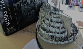 Let S Show Some Love For Minas Tirith Lotr Minas anor was renamed minas tirith, the tower of guard.t 30t 24t 16 without kings, gondor was ruled by stewards for many generations, father to son; let s show some love for minas tirith