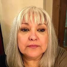 Las mismas dos luciérnagas del balcón solo que esta vez corriendo a tope de  felicidad 🥰🥰