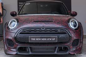 I've been telling mates, and i've had mixed opinions as to whether it's a good first car or not. I Saw The 2020 Mini Cooper S Jcw Gp At The 2019 Goodwood Festival Of Speed And Holy Mother Of Hot Hatches Well Top Speed
