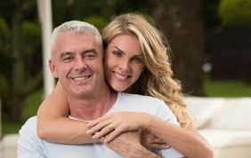With a fresh combination of colours, combining opaque greens and reds with crystals, ana hickmann eyewear surprises once again with the rich colour pallet that. Marido De Ana Hickmann Revela Que Esta Lutando Contra O Cancer Entretenimento Pleno News