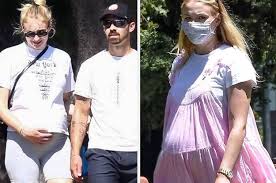 Sophie Turner And Joe Jonas Have Reportedly Welcomed Their First Child In 2020 Sophie Turner Joe Jonas Sophie Turner Joe Jonas