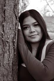 2025 SENIORS ! I heard your pictures are DUE