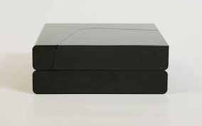 Check spelling or type a new query. Sfr Devoile Decodeur Plus La Box Tv 4k La Plus Petite Du Marche