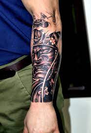 What are the most popular tattoos in japan? Japanese Forearm Tattoo Trick Japanese Forearm Tattoo Samurai Tattoo Sleeve Cool Arm Tattoos