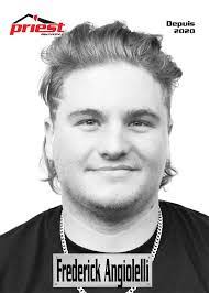 Jonathan Laroche's Instagram, Twitter & Facebook