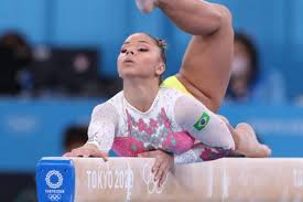 Flavia saraiva fez a sua estreia internacional sênior na copa do mundo de ginástica artística, na cidade de são paulo. Rmf5fpfvd0vqpm