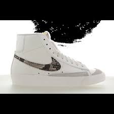 Nike sb zoom blazer mid. Nike Blazer Mid Damen Schuhe Sneekerss