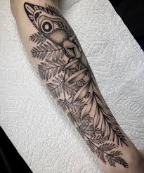 natalie even drew the tattoo on a dev's arm so that we could see how the. Got A Rendition Of Ellie S Tattoo From The Last Of Us 2 Skillfully Drawn By Hypnatic On Instagram Album On Imgur