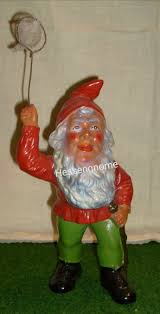Pin By Blooom On Seltene Hertwig Endert Gartenzwerge In 2020 Gnomes Santa Claus